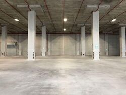 Gul Circle (D22), Warehouse #565259641